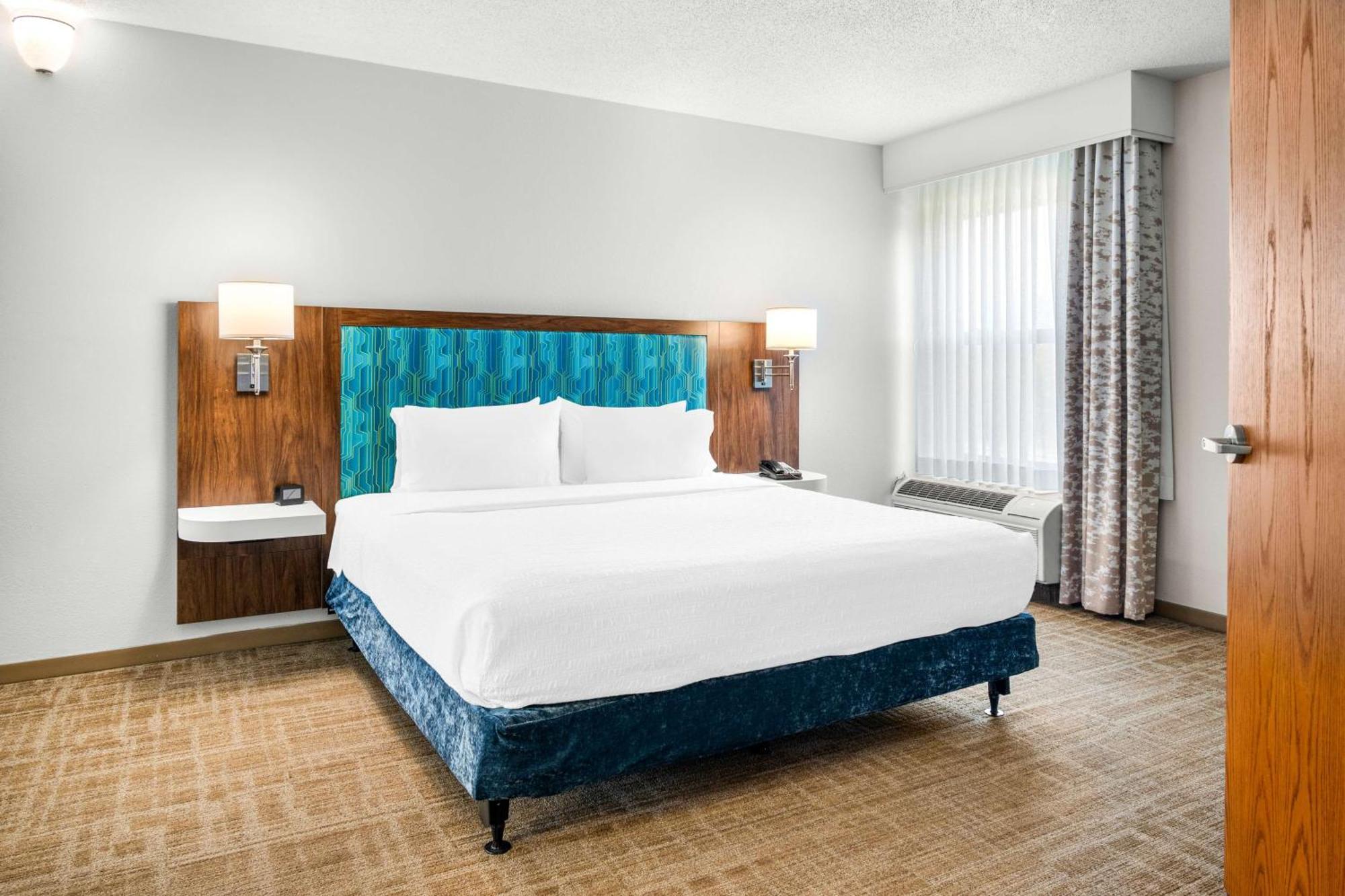 Hampton Inn Grand Rapids/North Уолкер Экстерьер фото