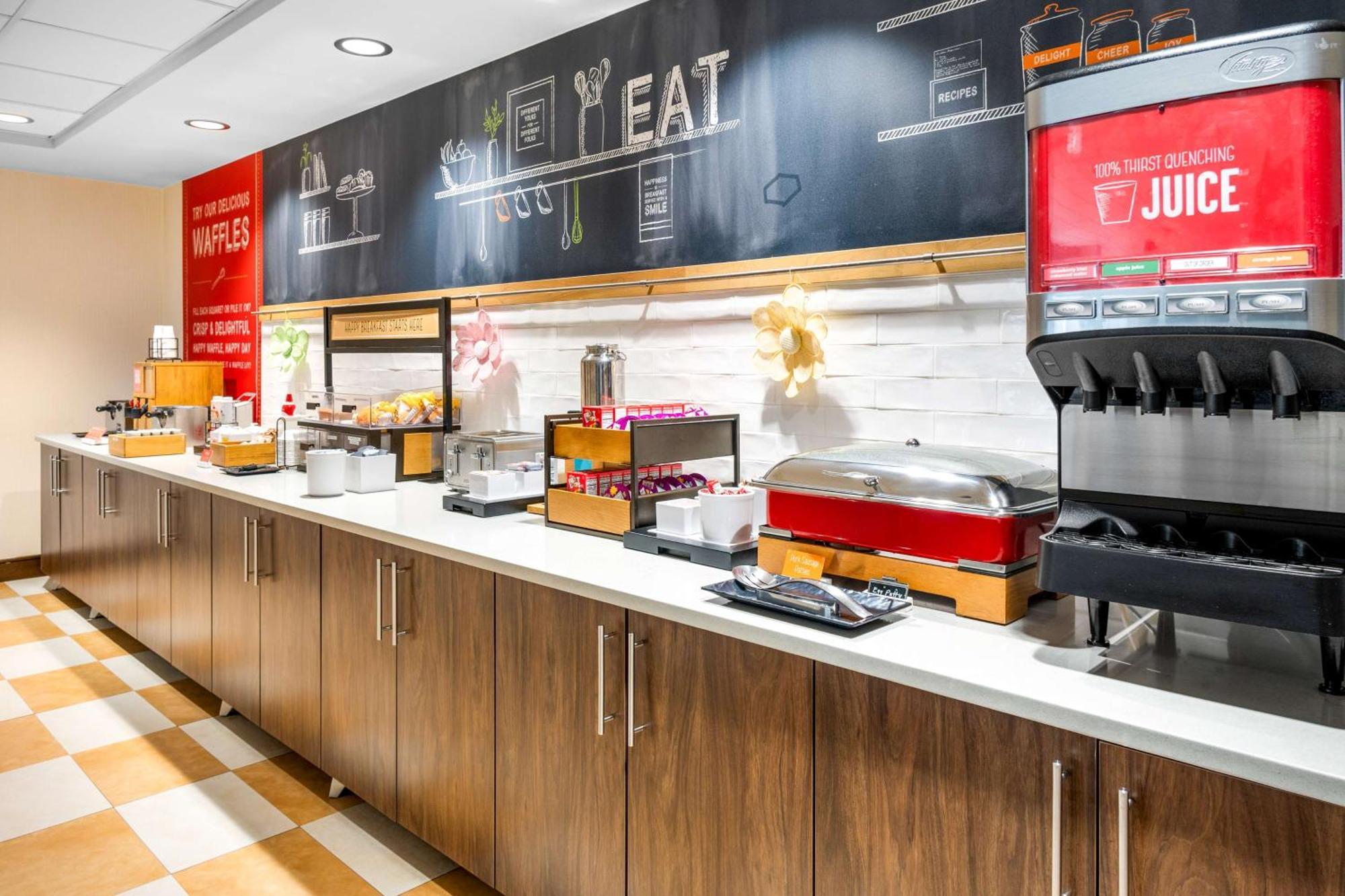 Hampton Inn Grand Rapids/North Уолкер Экстерьер фото