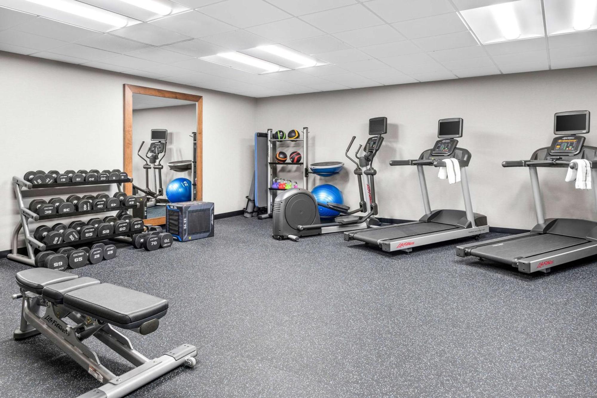Hampton Inn Grand Rapids/North Уолкер Экстерьер фото