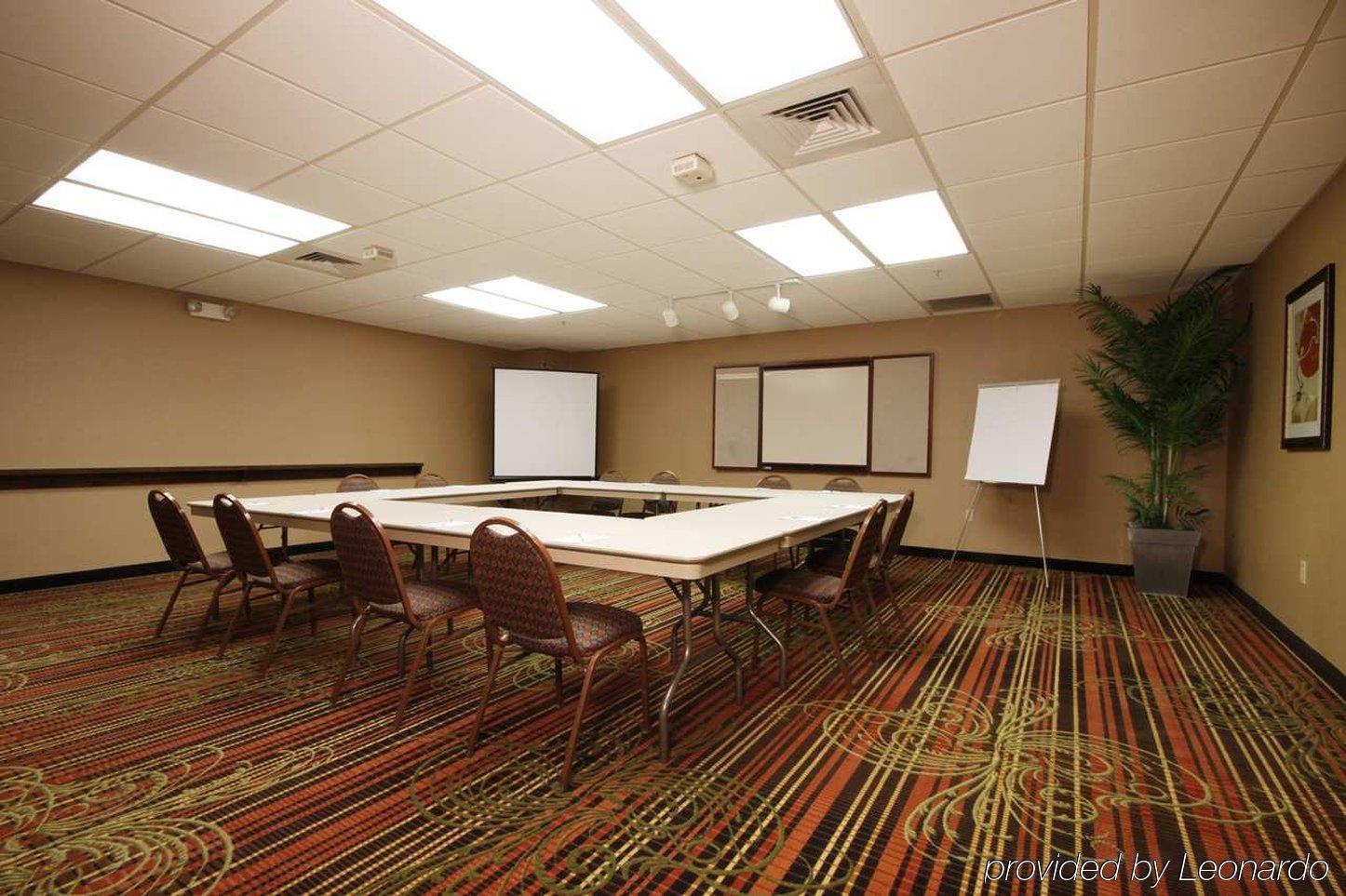Hampton Inn Grand Rapids/North Уолкер Экстерьер фото